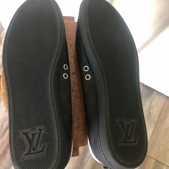 Louis Vuitton Men’s Damier Grahite Sneakers 🖤 - Picture 6 of 10